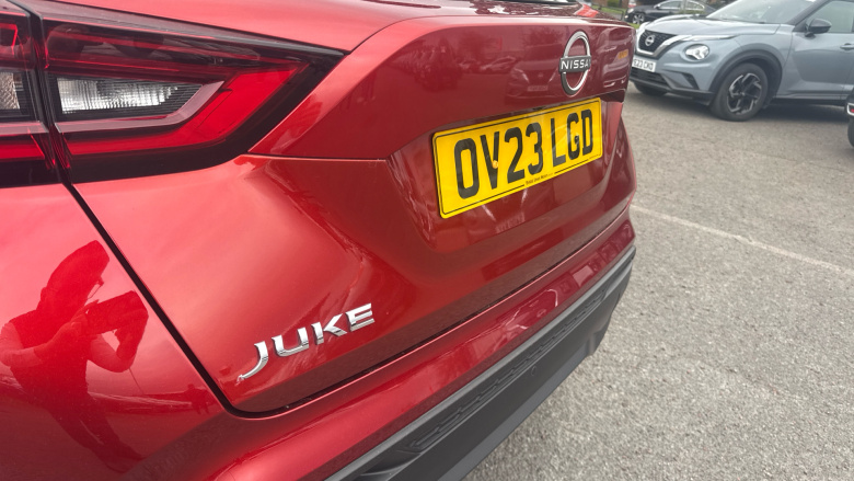 Nissan Juke 1.0 DiG-T 114 N-Connecta 5dr DCT Petrol Hatchback